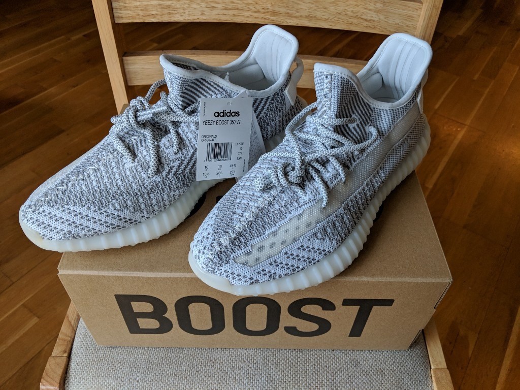 Upcoming yeezy black static yeezys Reddit
